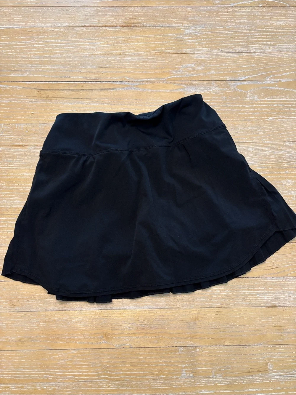 Black Pleated Women's 🎾 Tennis Skirt/Skort, Small - Picture 3 of 4